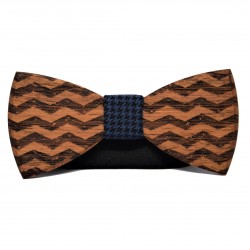Wooden bow tie with geometric patterns No2